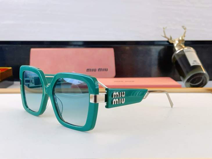 Picture of Miu Miu Sunglasses _SKUfw80915001fw